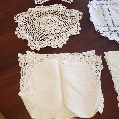 Lot 560: Dollies Lot