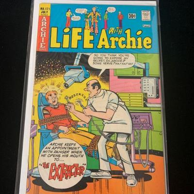 Lot: 11 Archie Series Comics: No. 171   JULY