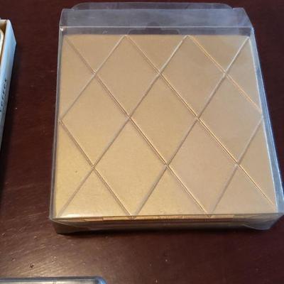 Lot 569: Coaster Lot
