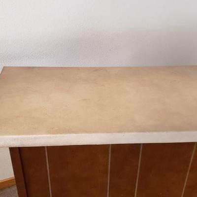 Lot 570: Mid Century Bar