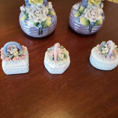 Lot 574: (2) German Vases (3) Little Flower Trinket Boxes