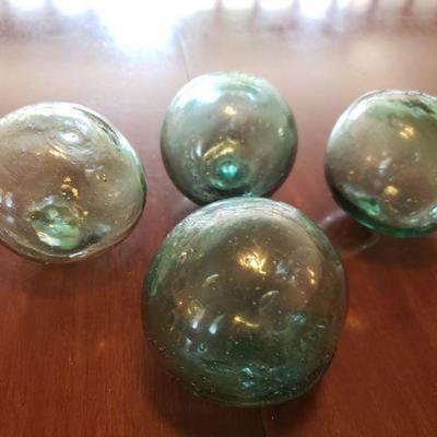 Lot 577: Vintage Japanese Fishing Floats