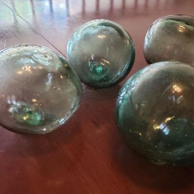 Lot 577: Vintage Japanese Fishing Floats