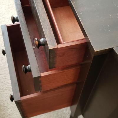 Lot 583: Martha Washington Sewing Chest