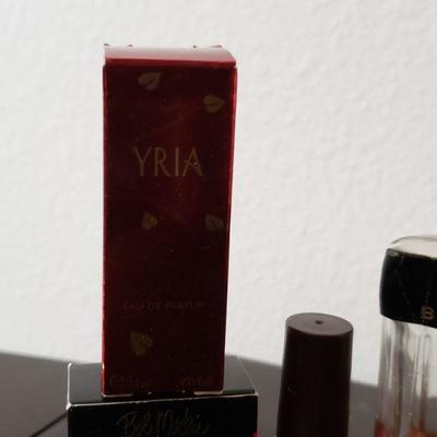 Lot 590: Vintage Perfume Lot