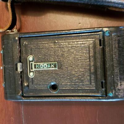 Lot 594: Vintage Vest Pocket Kodak Series 3