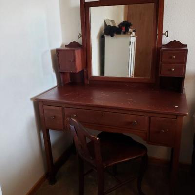 Lot 599: Antique Vanity with Chair