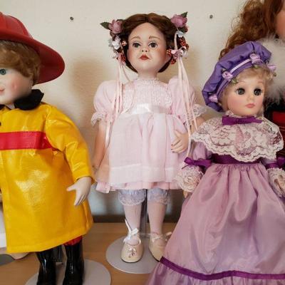 Lot 603: Vintage Doll Lot