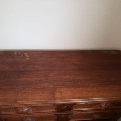 Lot 614: Antique Walnut Dresser (41.5" Ã— 18" Ã— 31.5")
