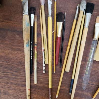 Lot 617: Artist Paintbrush Lot