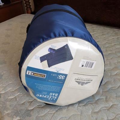 Lot 620: Sleeping Bag