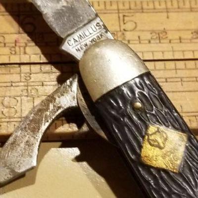 LOT #642: (2) Vintage Pocketknives including Cub Scout Selection