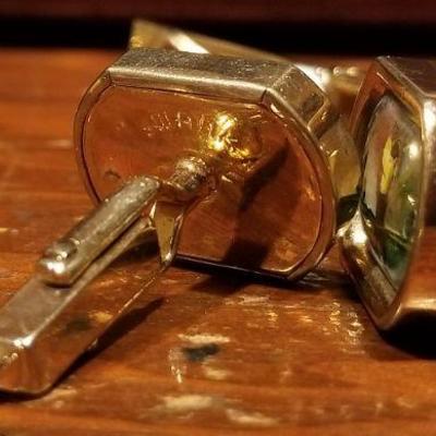 LOT #645: Men's GOLF THEMED Cufflink and Tie Bar Set