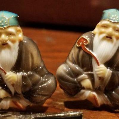 LOT #651: Vintage Japanese Art themed Dress Cufflink and Tie Bar Set