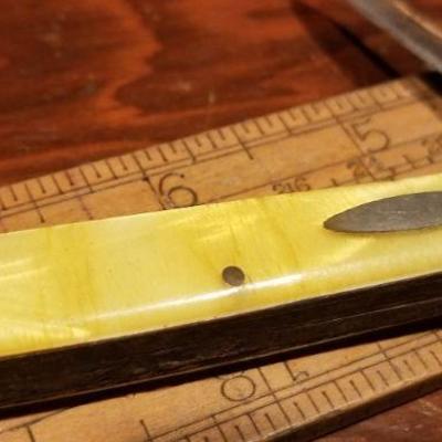 LOT #653: Set of (3) Vintage Pocketkives