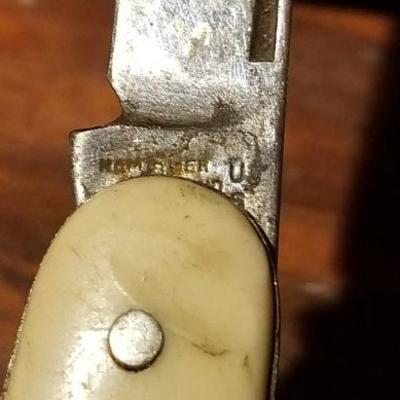 LOT #653: Set of (3) Vintage Pocketkives
