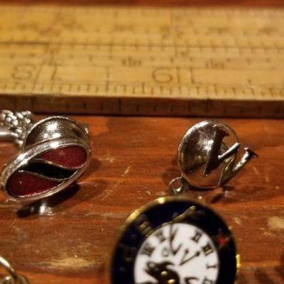 LOT #654: Huge Assortment of Shirt Pins and Tie Pins