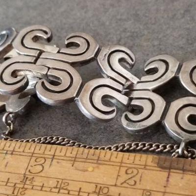 LOT #670: Vintage TAXCO Signed 925 Sterling Silver Designer Bracelet