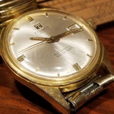 LOT #664: Vintage TISSOT Automatic Gold Filled Dress Watch TESTS A+