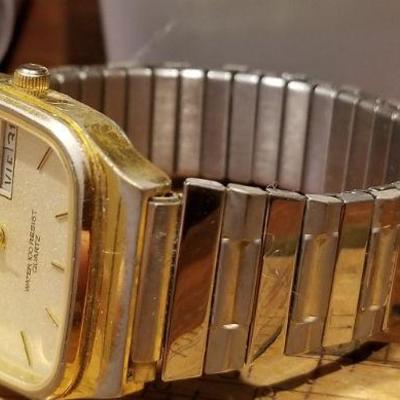 LOT #667: Vintage Armitron Watch w/ Original Box - Needs Battery
