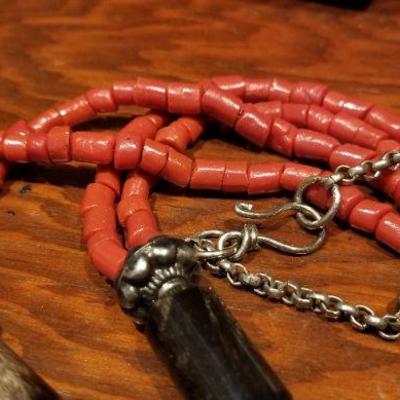 LOT #672: Costume Jewelry Necklace w/ Trinket Box Medallion