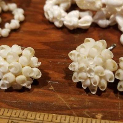 LOT #673: Assortment of Vintage Shell Necklaces and Earrings