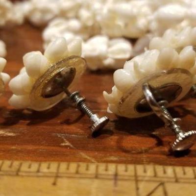 LOT #673: Assortment of Vintage Shell Necklaces and Earrings