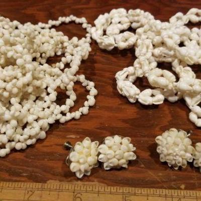 LOT #673: Assortment of Vintage Shell Necklaces and Earrings