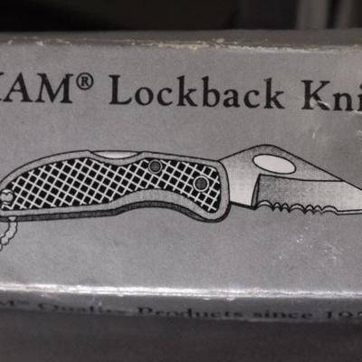 2 Lock Blade Knives  66