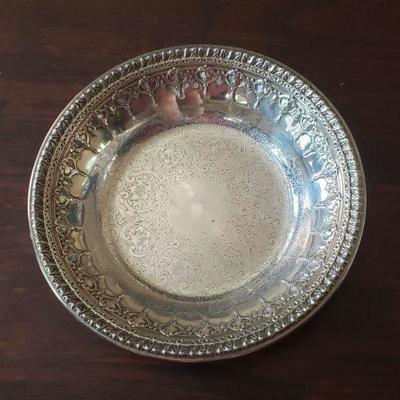 Lot 682: Vintage Plated Reed & Barton Bowl