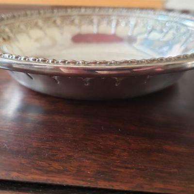 Lot 682: Vintage Plated Reed & Barton Bowl