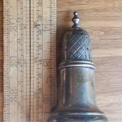 LOT #686: Vintage Sterling Silver 925 Salt and Pepper Shakers 