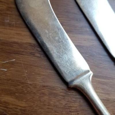 LOT #690: Set of (6) Vintage Sterling Silver Butter Knives 