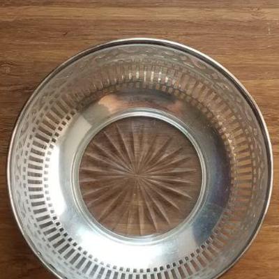 LOT #692: Vintage Sterling Silver 925 Lattice Style Bowl w/ Glass Insert (crack in glass as shown)