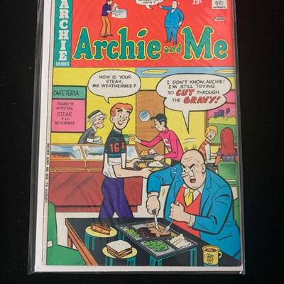 Lot: 49 Archie Series Comics: No. 76  AUG