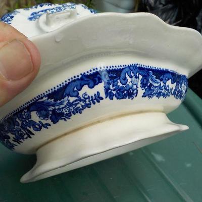  Stunning Blue "Spode" Gravy serve Boat" approx. 8x8x6 in. 