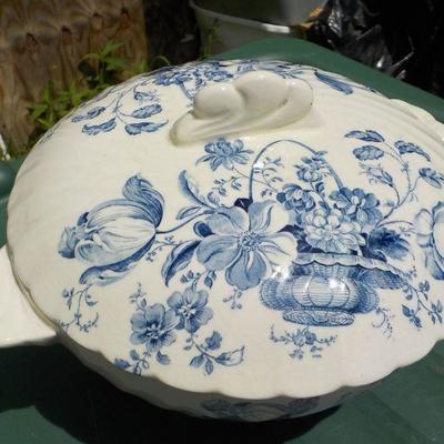 "Royal Staffordshire" " Clarice Cliff" , " The Charlotte".