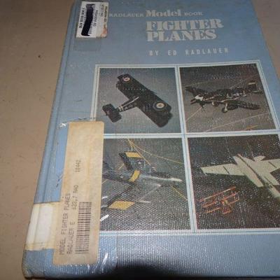 1983 Radio Flyer Model Book Fighter Jets by Ed Radlauer 