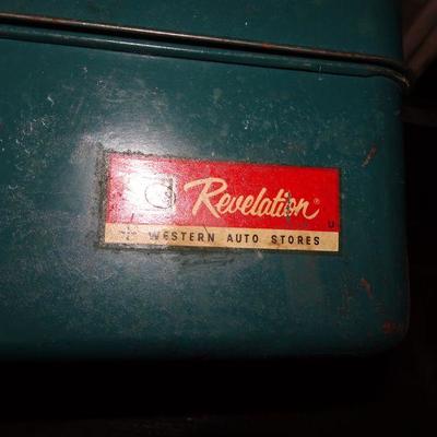 Vintage Western Auto Revelation Tackle /Tool Box Teal Locking Box 
