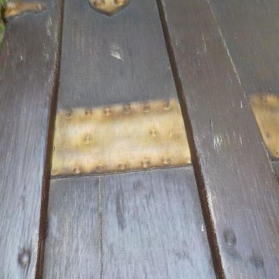 "Vintage Antique Wood Steamer Treasure Trunk". 