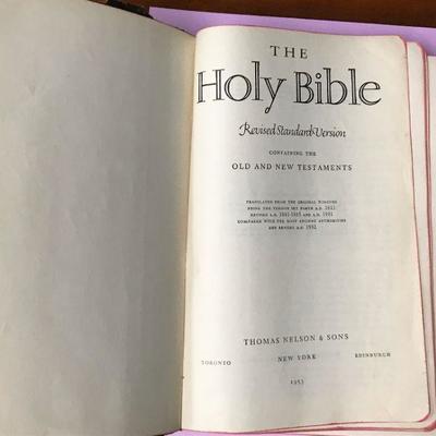 1952 Holy Bible