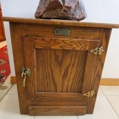 White clad simmons hotsell hardware ice box