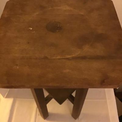 LOT # 418 Vintage Wooden Table 
