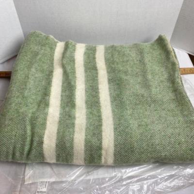 LLOT # 433 NEW Vintage Mac Auslands Woolen Mills Raw Wool Blanket