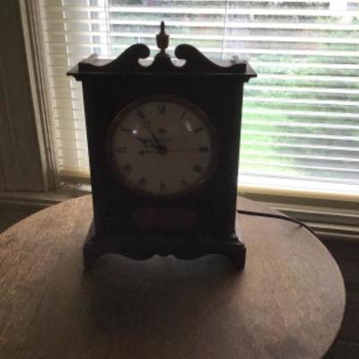 LOT # 438 Vintage Telechron Electric Clock 