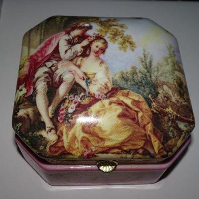 Lovely Porcelain Trinket Box, Andrea, Ring Box