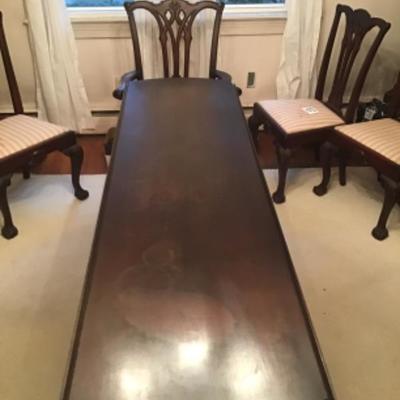 LOT # 459 Antique Custom made Mahogany Drop Leaf Oval Table 