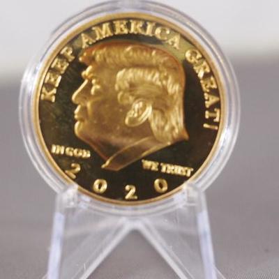 Golden Donald Trump Collectable Coin   116