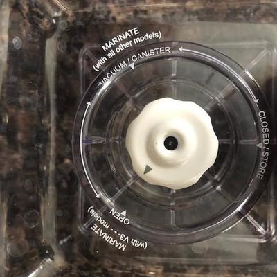 Vacuum seal storage canister