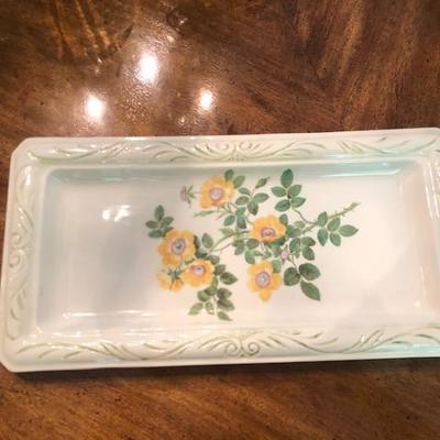 Ceramic serving tray